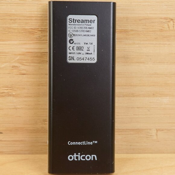 Oticon ConnectLine Streamer 1.4 / Bluetooth Remote for Hearing Aids - Picture 4 of 8